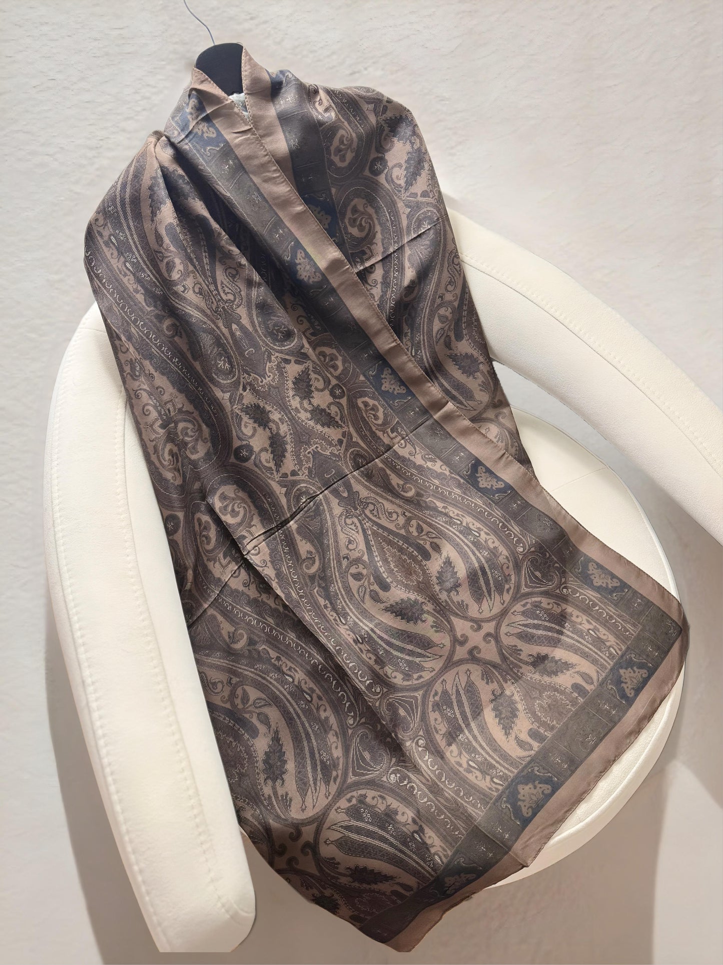 HIJAB ETRO Berlin - Marron